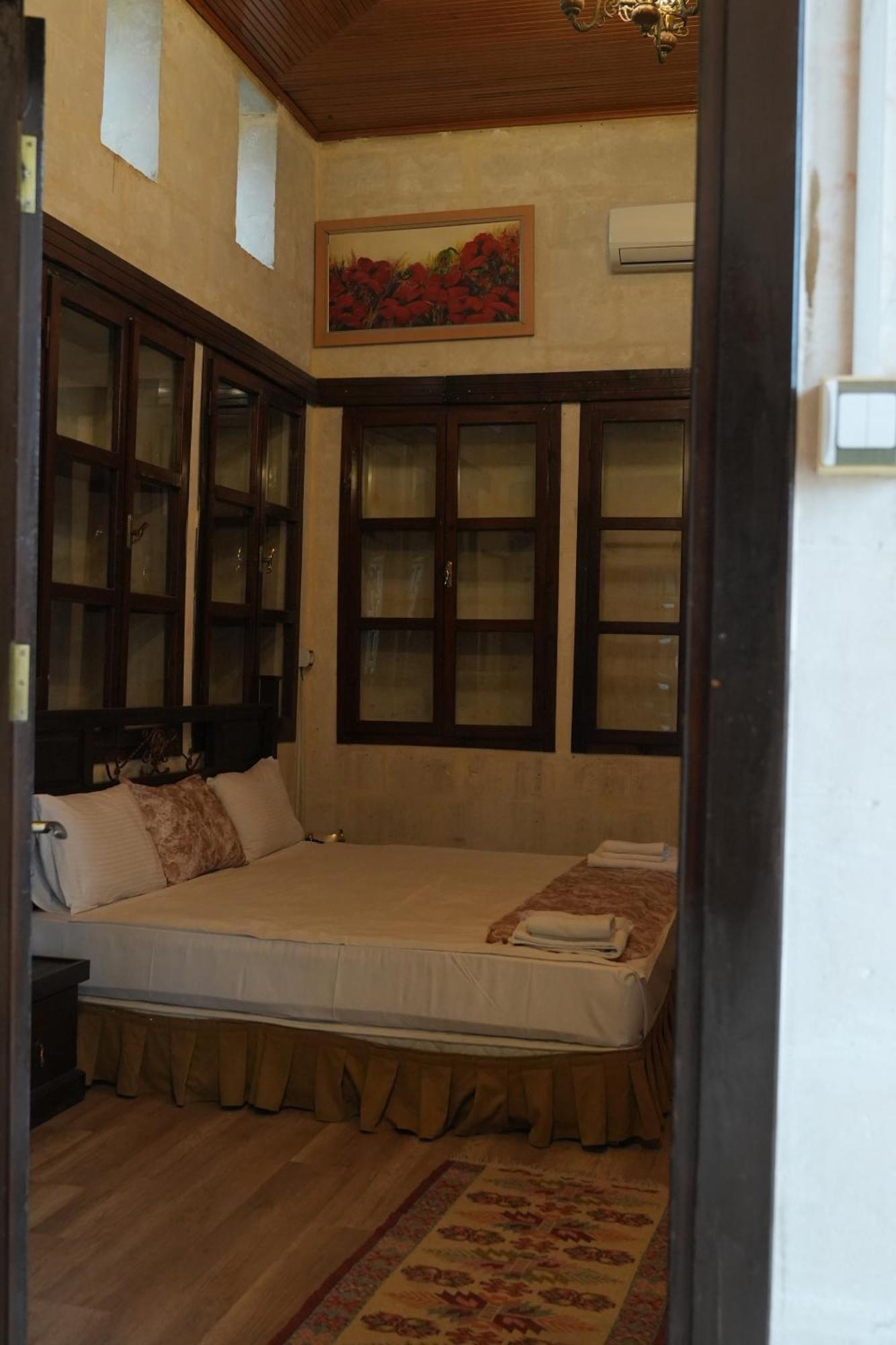 Joselin Hotel سانليورفا المظهر الخارجي الصورة