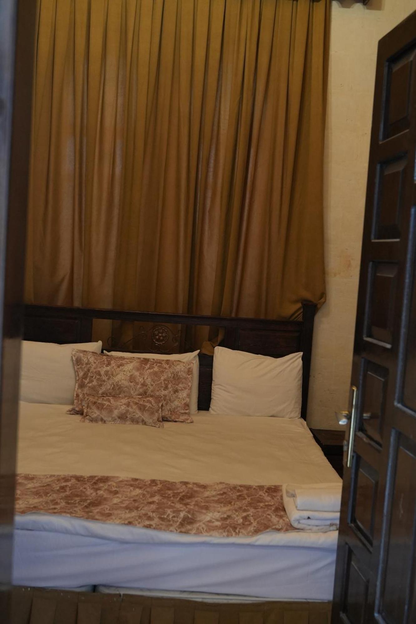 Joselin Hotel سانليورفا المظهر الخارجي الصورة