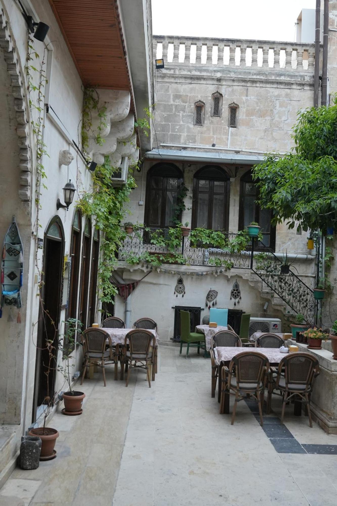 Joselin Hotel سانليورفا المظهر الخارجي الصورة